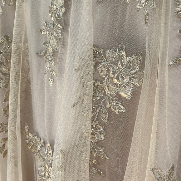 La Femme formal long gown - Picture 9 of 10